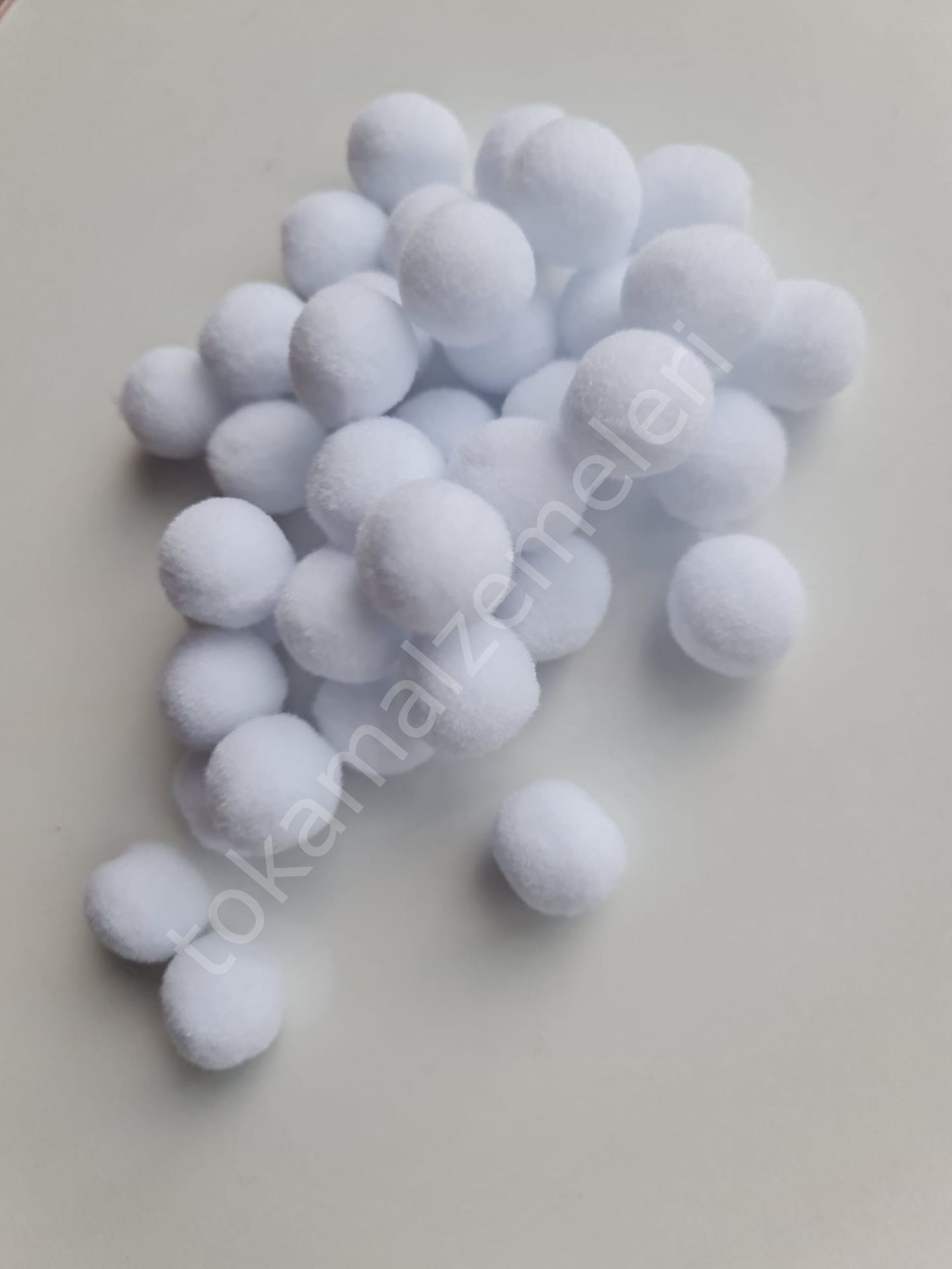 2cm sünger ponpon (50li)