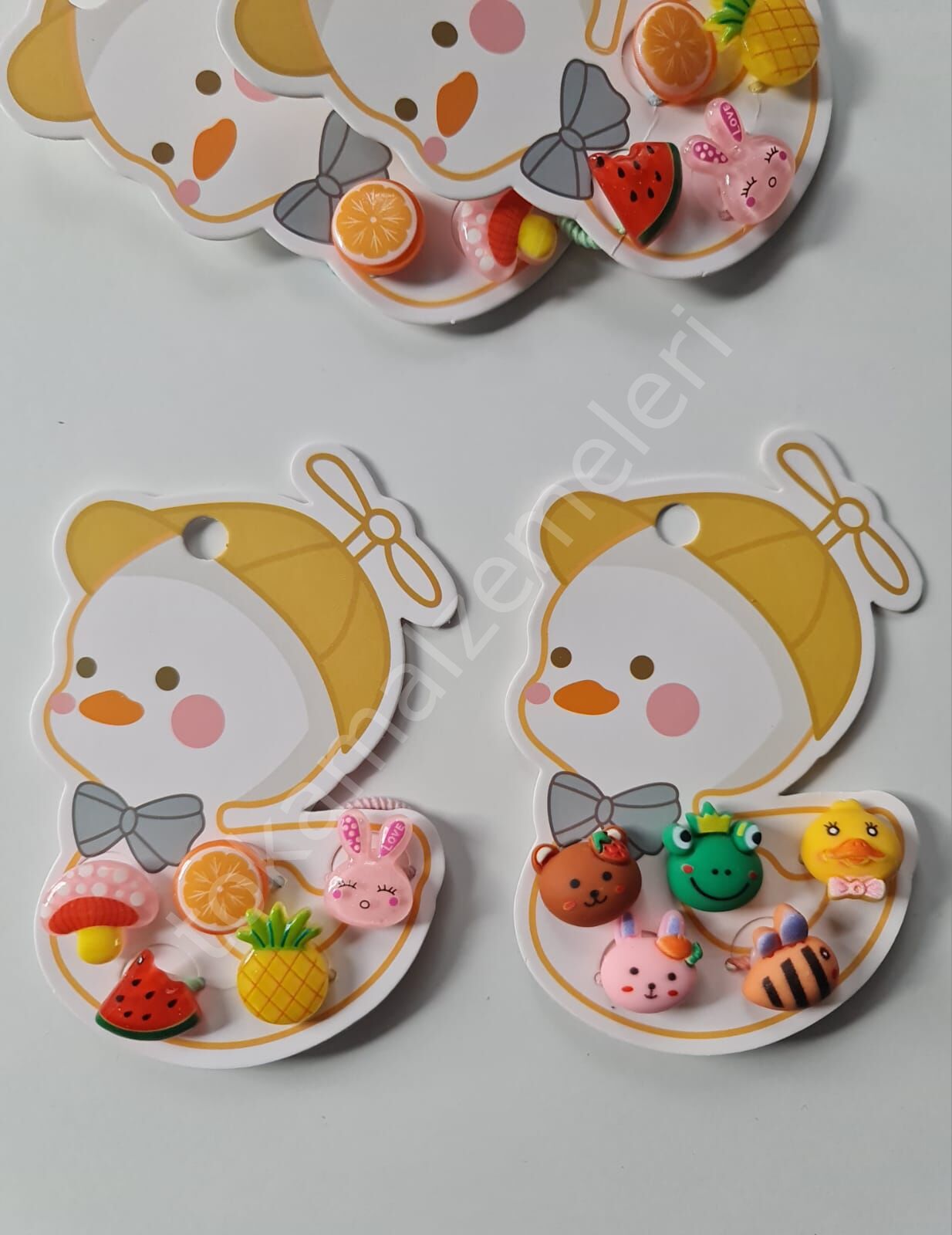 Lastik tokalı objeliler