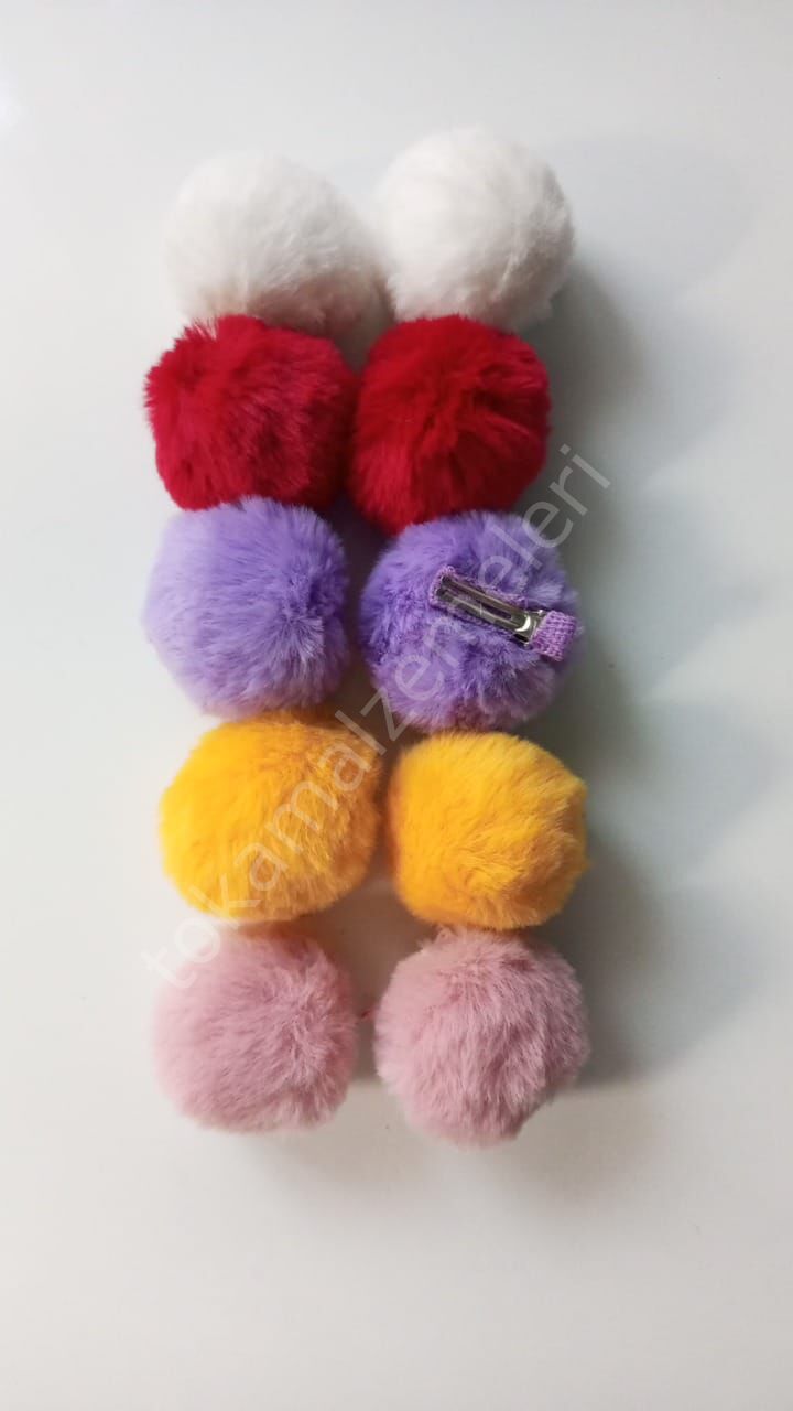 Kürk ponponlar pens tokalı