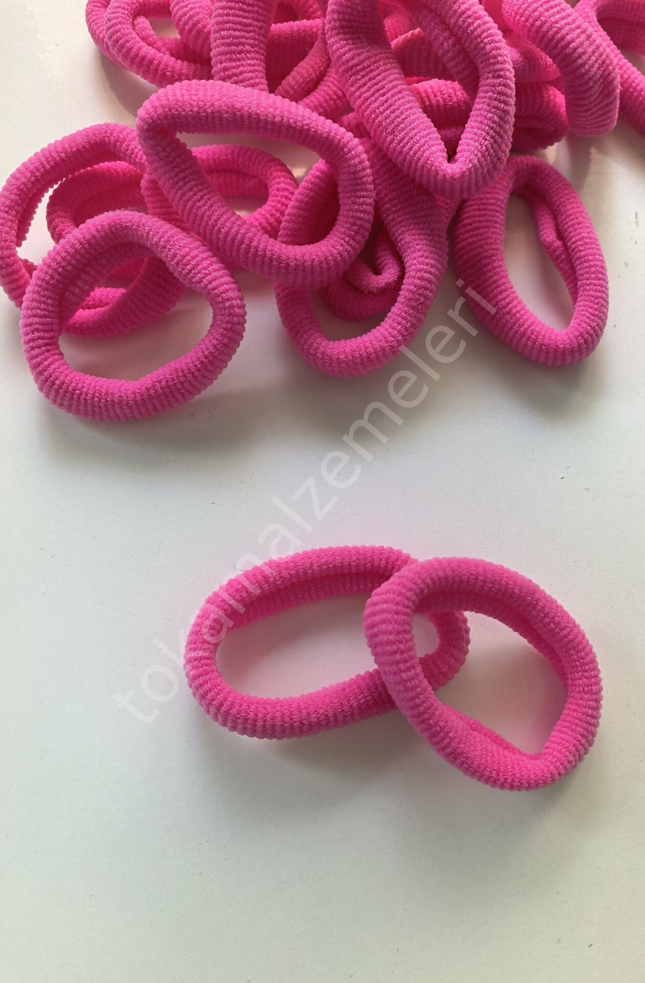 24lü lastik toka koyu pembe