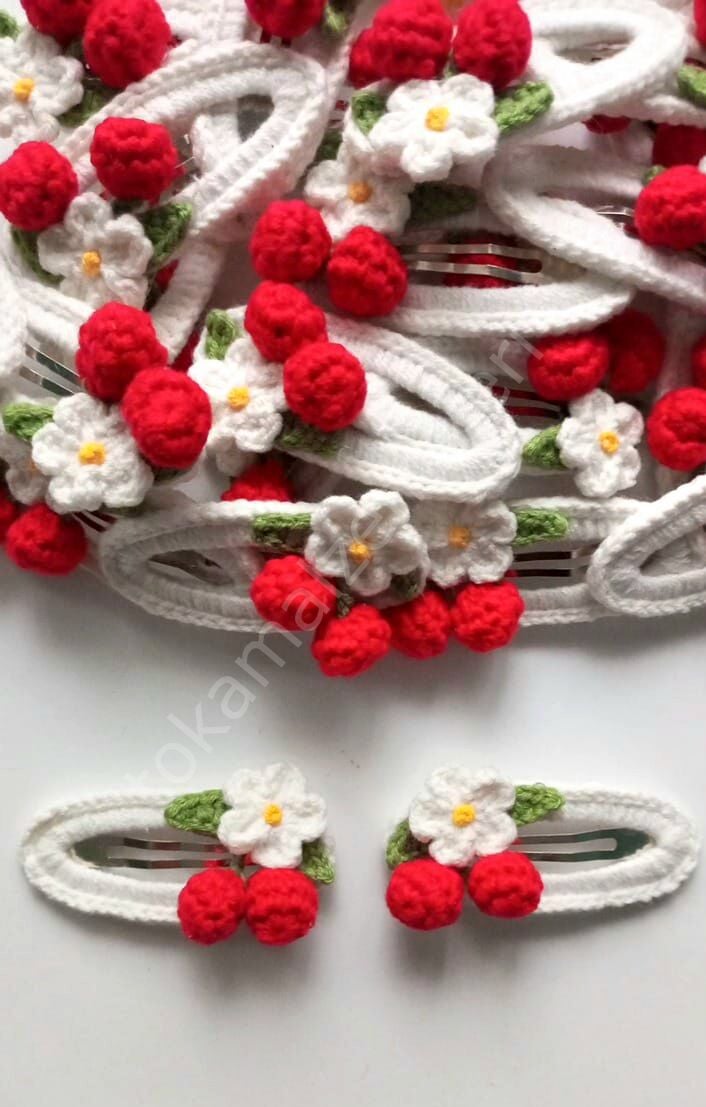 Kırmızı kirazlı çıtçıt toka