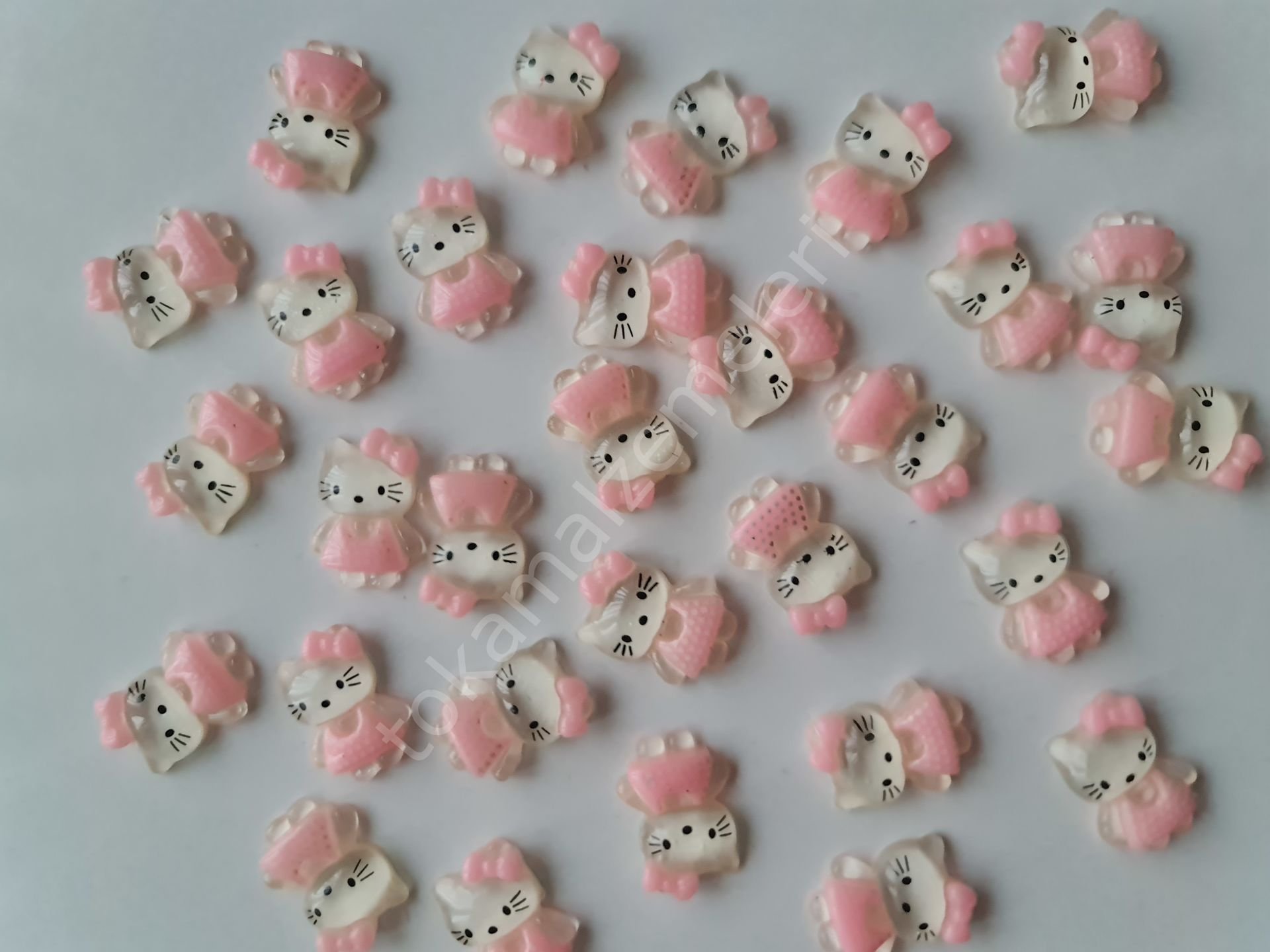 Mini hello kitty