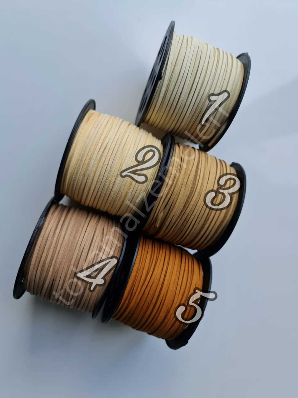 Süet ipler (3 metre)