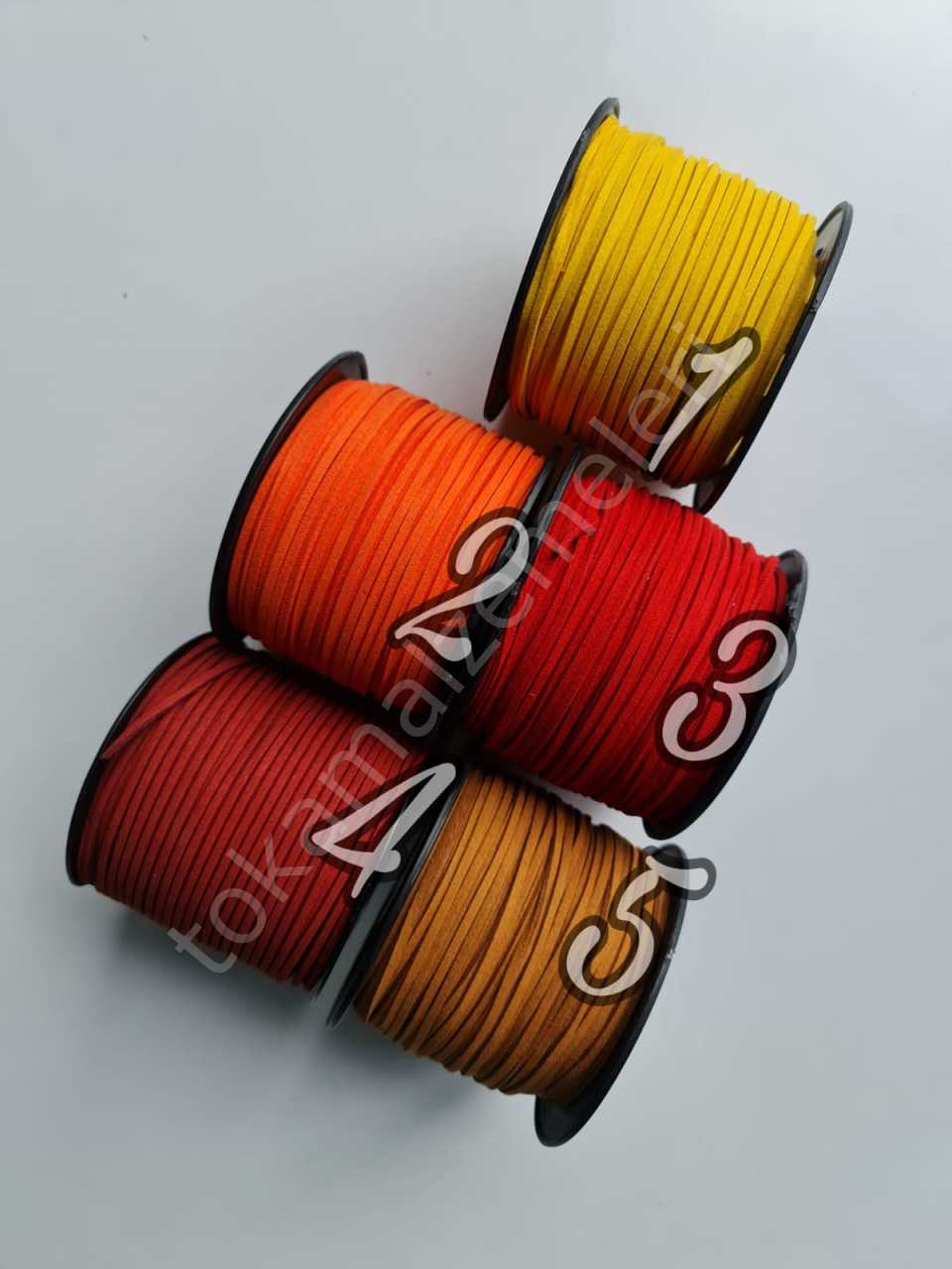 Süet İpler (3 metre)