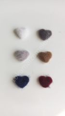 Mini tüylü düğme kalp