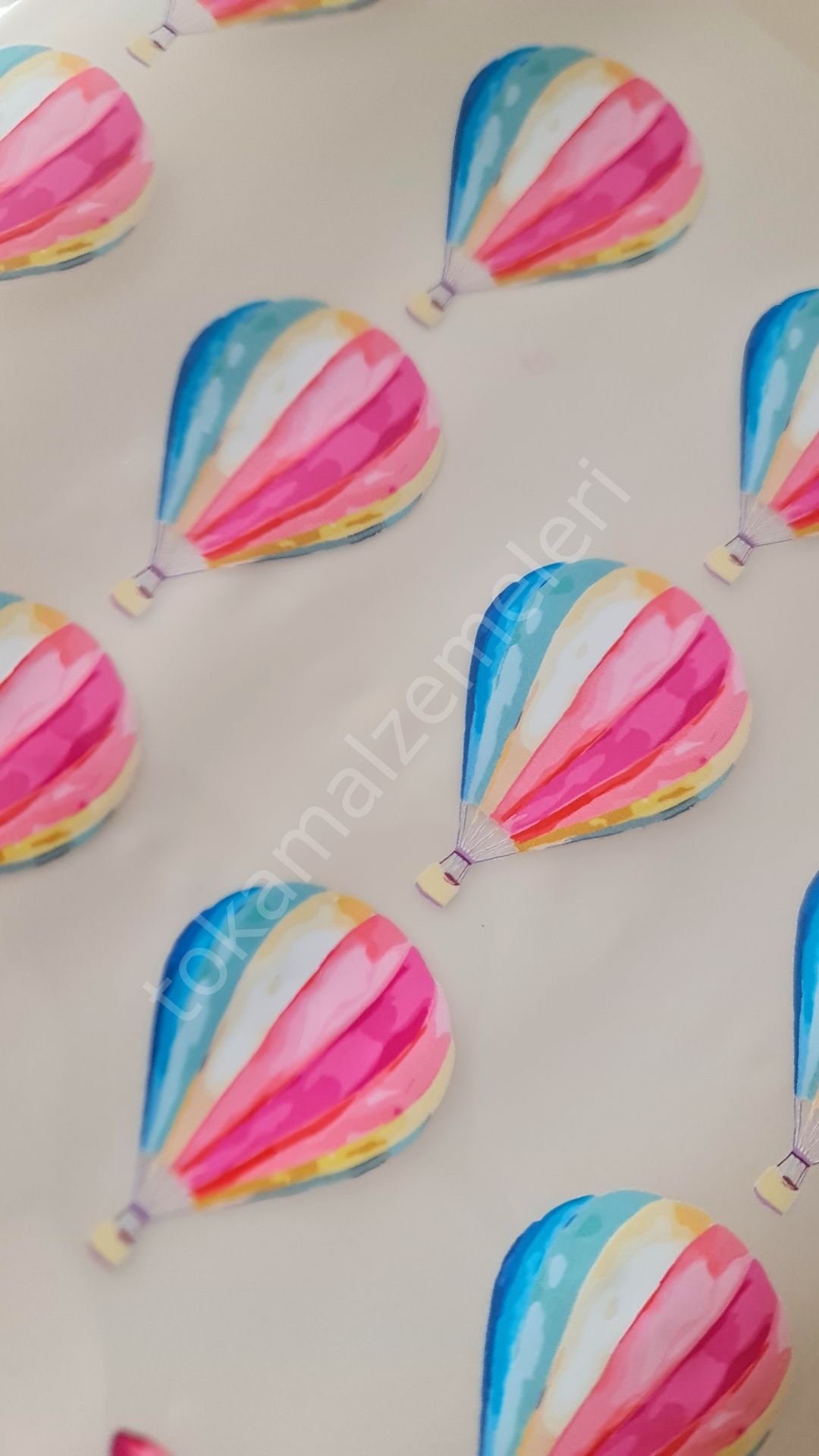 Baskı uçan balon